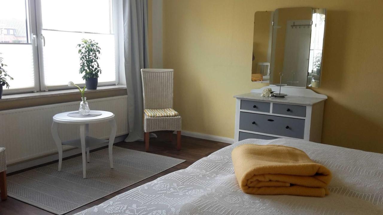 Schoene Ferienwohnung Im Alten Gasthaus In Stoltebuell Bagian luar foto