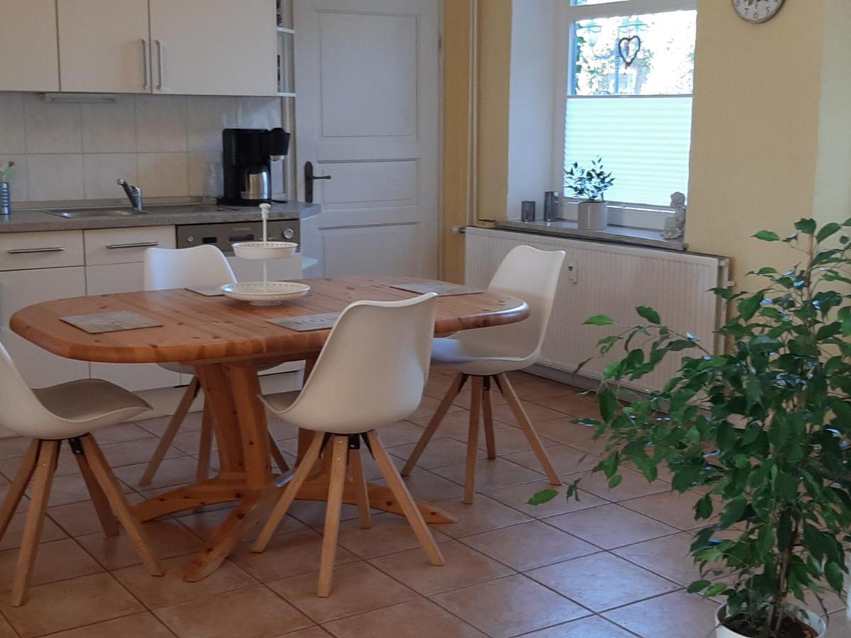Schoene Ferienwohnung Im Alten Gasthaus In Stoltebuell Bagian luar foto